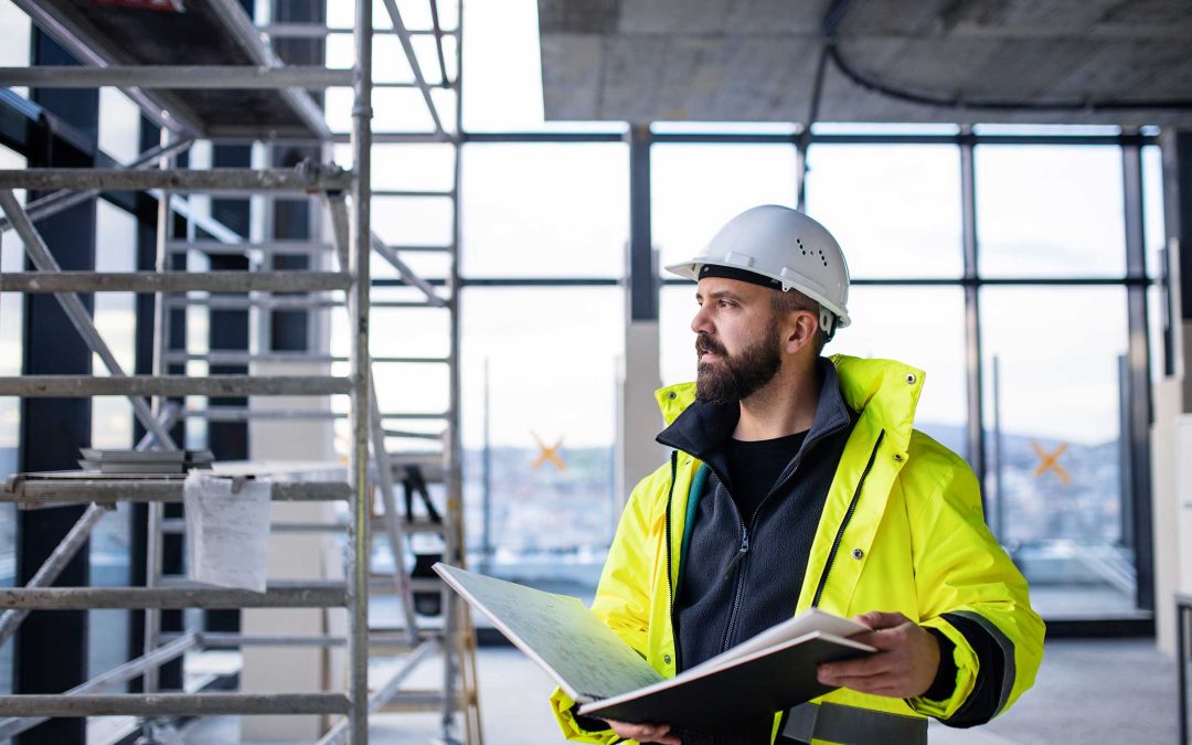 Construction Manager (CM) at-Risk: Pros, Cons, & How They Affect Insurance Needs